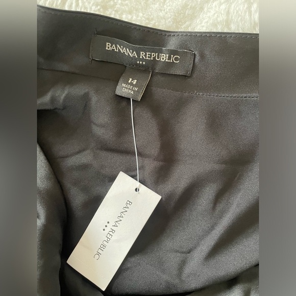 Banana Republic One-Shoulder Satin Knee-Length Dress - Picture 4 of 6